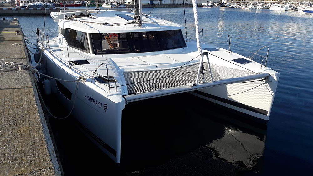 Catamarán EN CHARTER, de la marca Fountaine Pajot modelo Lucia 40 y del año 2017, disponible en Port  Marina Palamós Palamós Girona España
