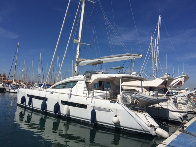 Catamaran FOR CHARTER, year 2007 brand Privilege and model 615, available in Marina Port de Mallorca Palma Mallorca España
