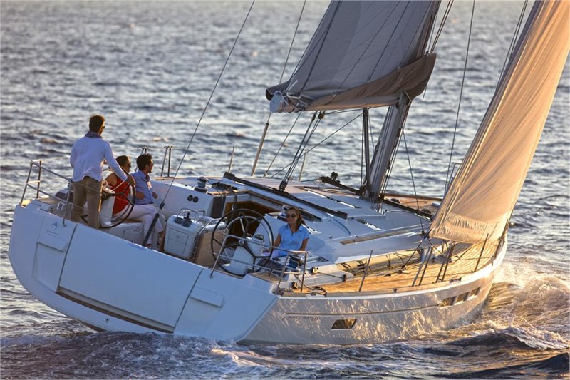 Sail boat FOR CHARTER, year 2017 brand Jeanneau and model Sun Odyssey 519, available in Puerto Deportivo de Las Palmas Gran Cana Las Palmas Gran Canaria España