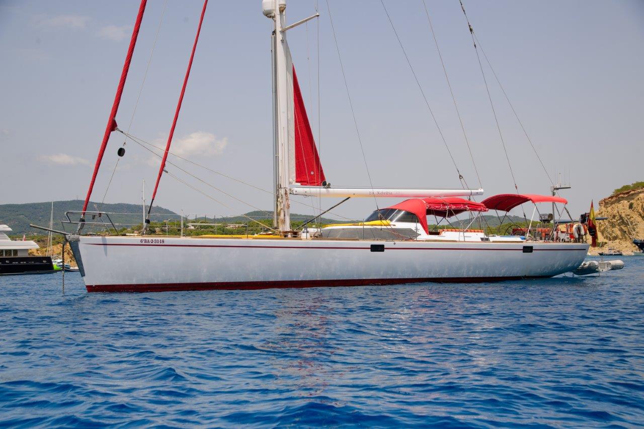 Barco de vela EN CHARTER, de la marca North Wind modelo 68 y del año 2010, disponible en Puerto Deportivo Marina Internacional Torrevieja Alicante España