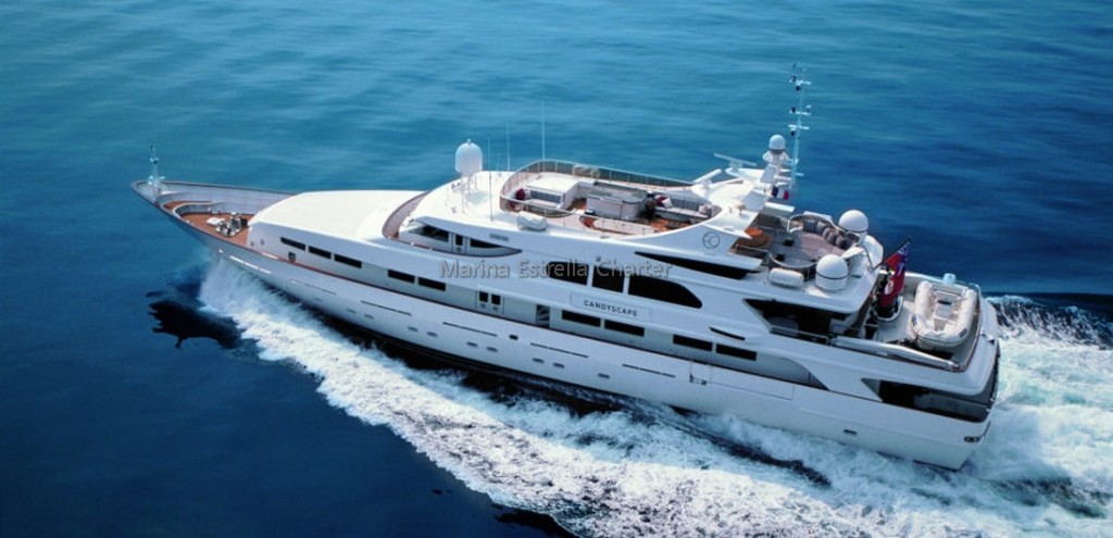 Megayacht EN CHARTER, de la marca Benetti modelo Custom 45m y del año 1994, disponible en Denia Denia Alicante España