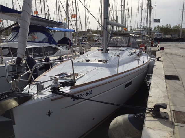 Sail boat FOR CHARTER, year 2015 brand Jeanneau and model Sun Odyssey 509, available in Marina del Sur - Puerto de las Galletas Las Galletas Tenerife España