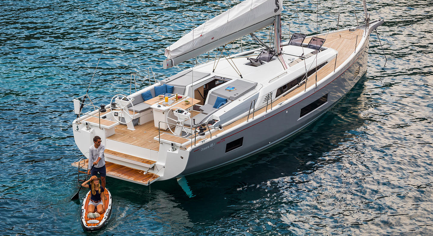 Barco de vela EN CHARTER, de la marca Beneteau modelo Oceanis 46.1 y del año 2019, disponible en Marina de Cala dOr Santanyí Mallorca España