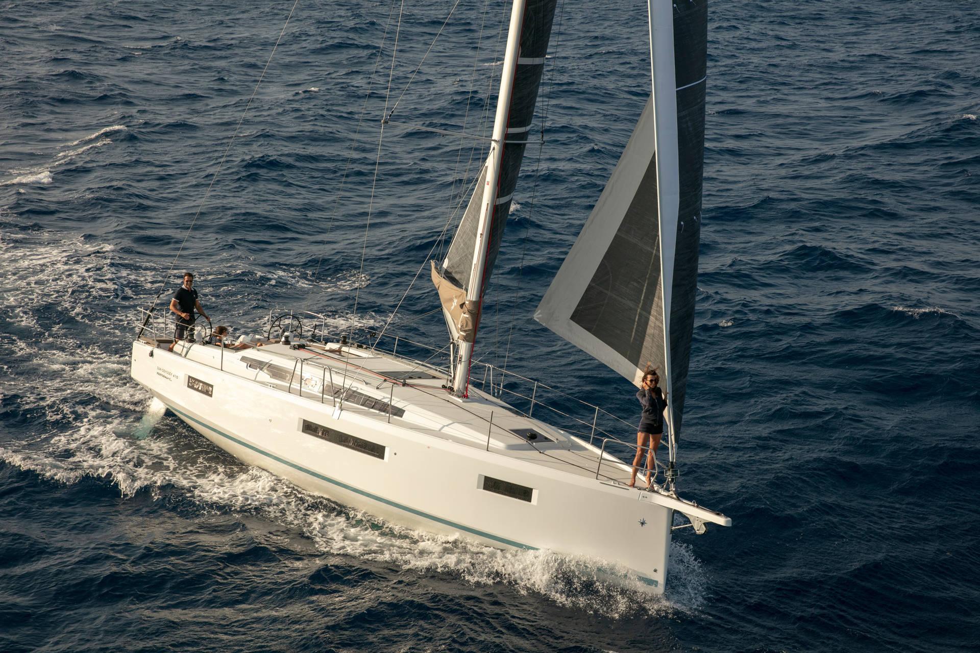 Sail boat FOR CHARTER, year 2021 brand Jeanneau and model Sun Odyssey 410, available in Port  Marina Palamós Palamós Girona España